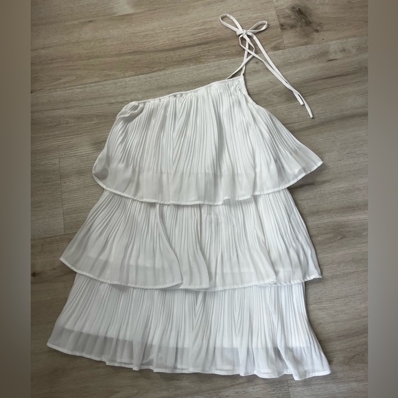 Lulus Dresses & Skirts - Lulus One Shoulder Ruffled Dress